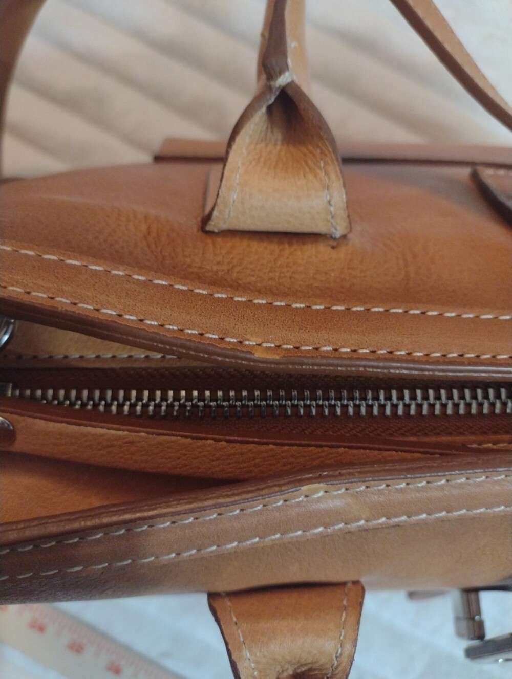 Cavalcanti Genuine Italian Leather Satchel Tan Burnished Extra Strap Red Lining - Picture 15 of 16